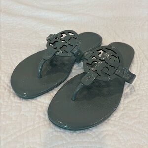 Tory Burch. Miller Soft sandal. Color New Artic. Size 8